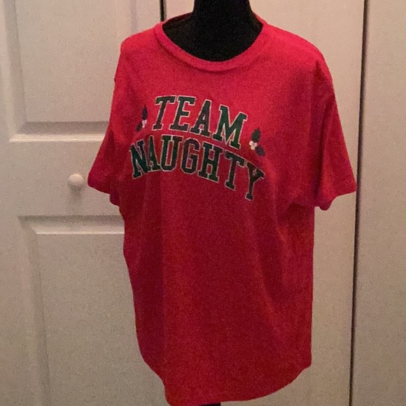 🎄NWOT Fun Holiday Tee Shirt Size Large 
“ Team Naughty “ Makes Perfect Gift 🎄 - Picture 4 of 7